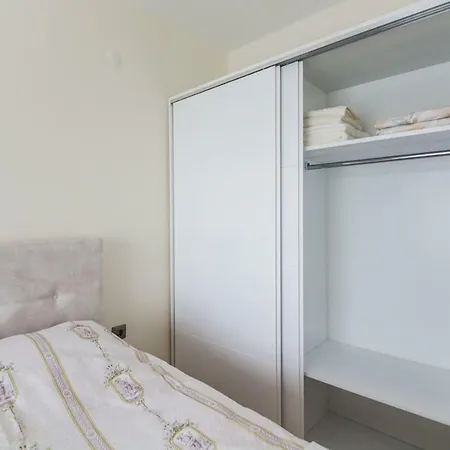 Sevenstars B-20 Apartmán